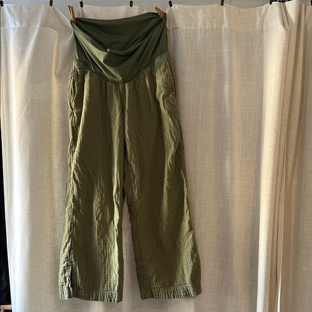 Old Navy maternity linen Olive Wide Leg pants